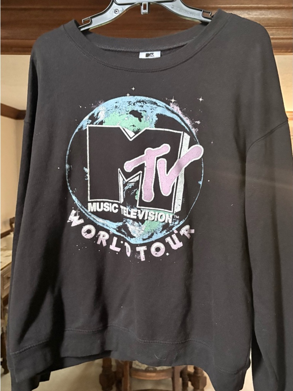 MTV World Tour Black Graphic Sweatshirt Juniors XL